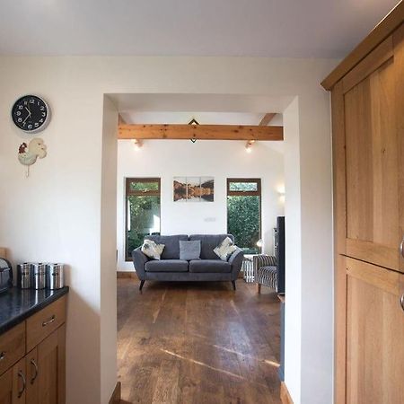 Perfect Cottage Retreat Near The Brecon Beacons Llanwrda Bagian luar foto